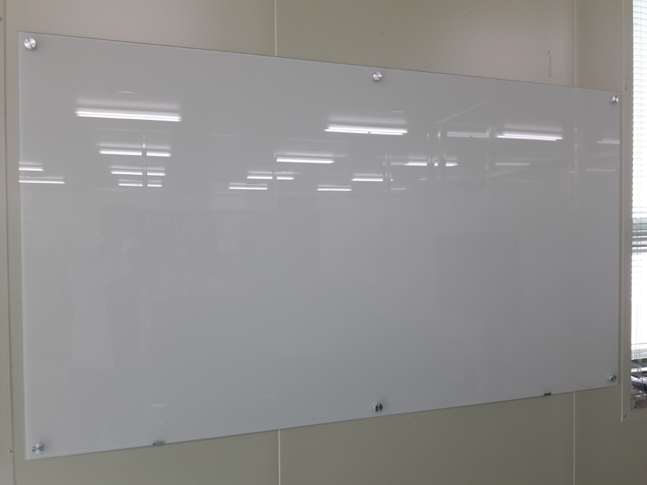 CL-22 칼라유리보드