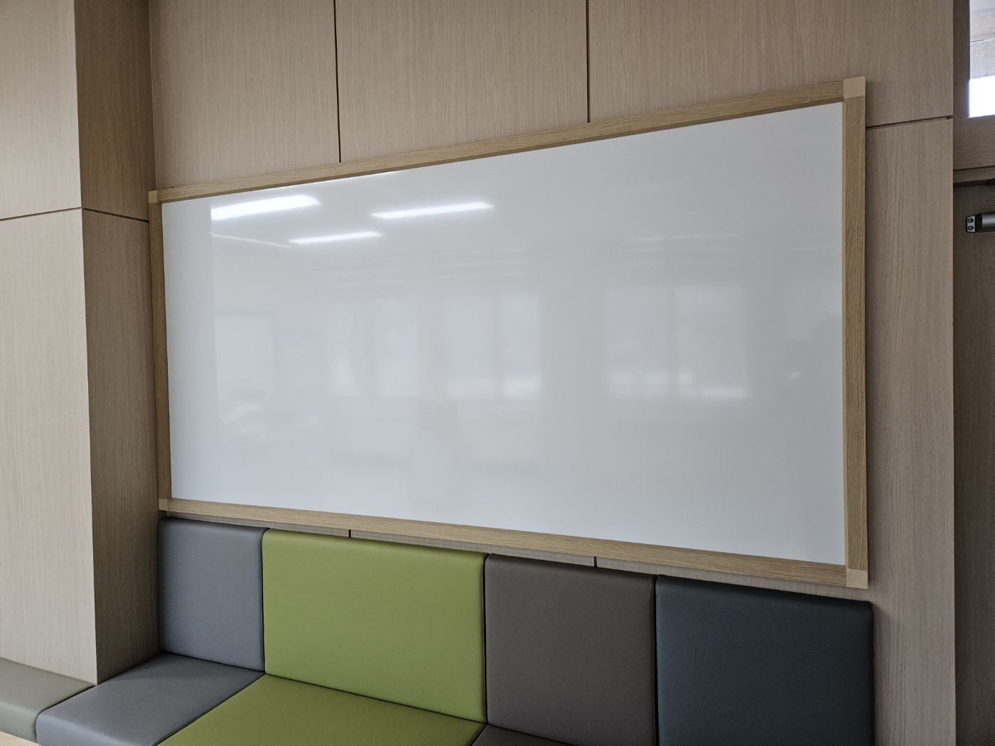 BW-22 법랑 화이트보드 오크샷시마감